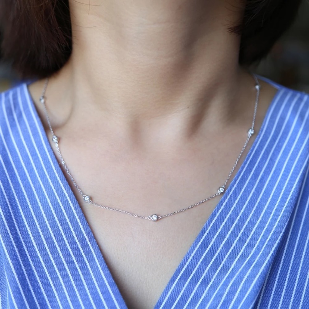 Dainty necklace